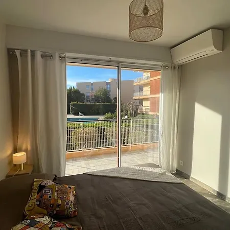 Tres Jolie T2 Proche Du Centre Sainte-Maxime