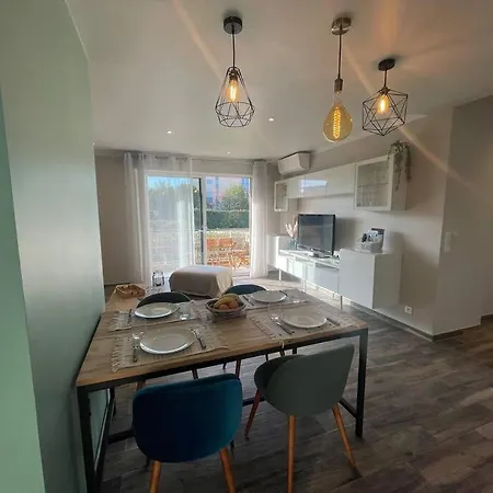 Apartment Tres Jolie T2 Proche Du Centre Sainte-Maxime